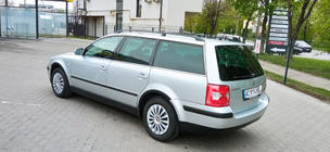 Volkswagen Passat B5 1997–2005 Obrobe kolotekov (4 kosi, črne) Karavan, 1996-2005, ABS fotografija 7