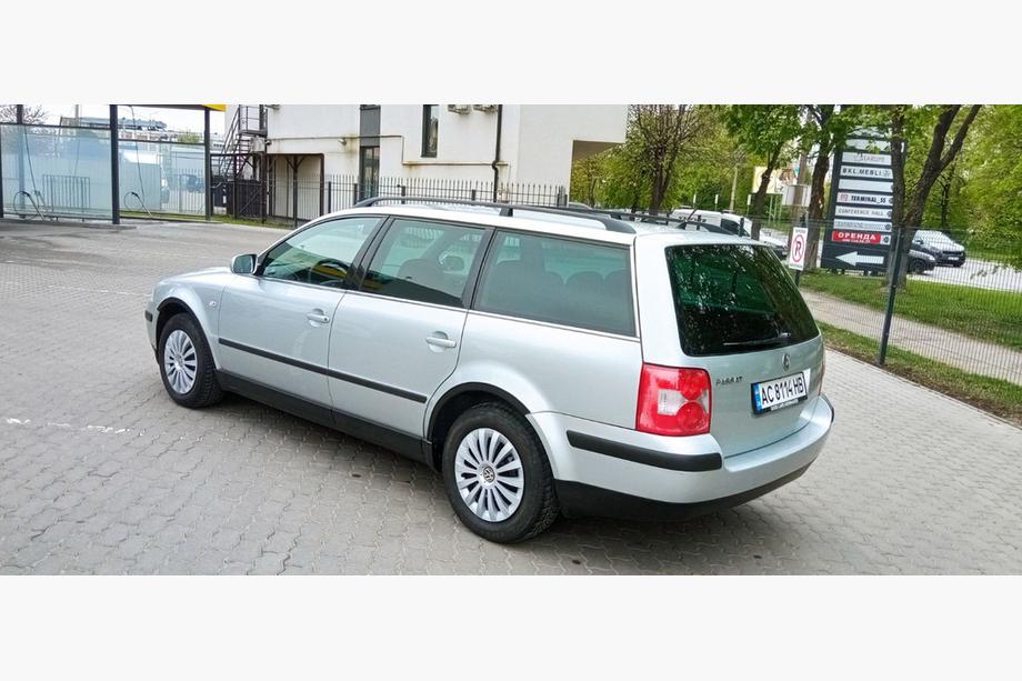 Volkswagen Passat B5 1997–2005 Obrobe kolotekov (4 kosi, črne) Limuzina, 2000-2006, ABS plastika Fotografija 7