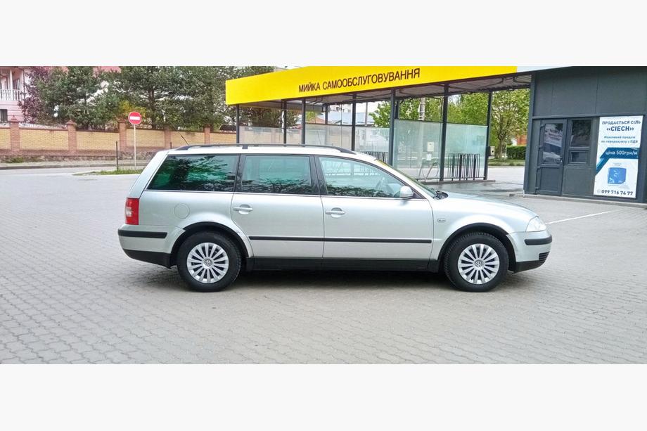 Volkswagen Passat B5 1997–2005 Obrobe kolotekov (4 kosi, črne) Limuzina, 2000-2006, ABS plastika Fotografija 5