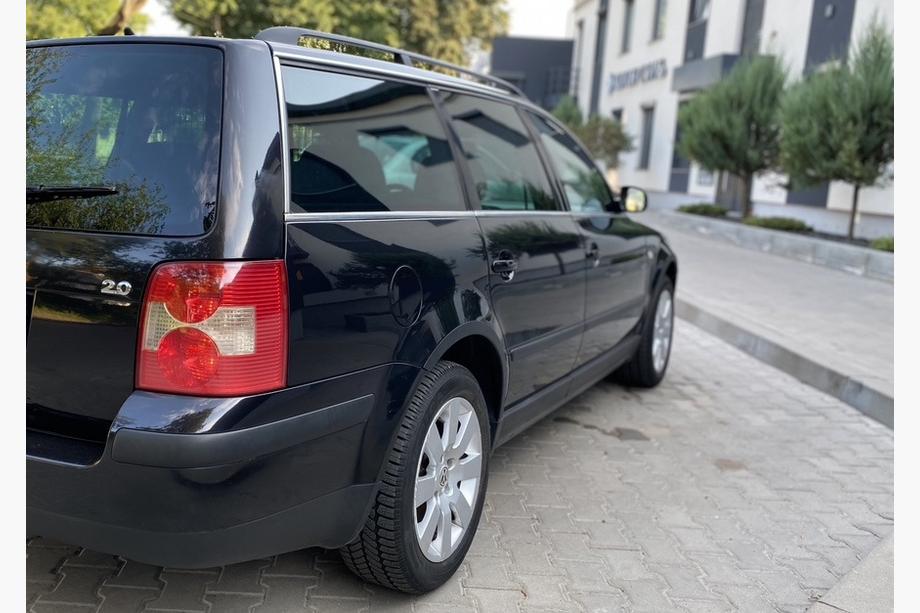 Volkswagen Passat B5 1997–2005 Obrobe kolotekov (4 kosi, črne) Limuzina, 2000-2006, ABS plastika Fotografija 19