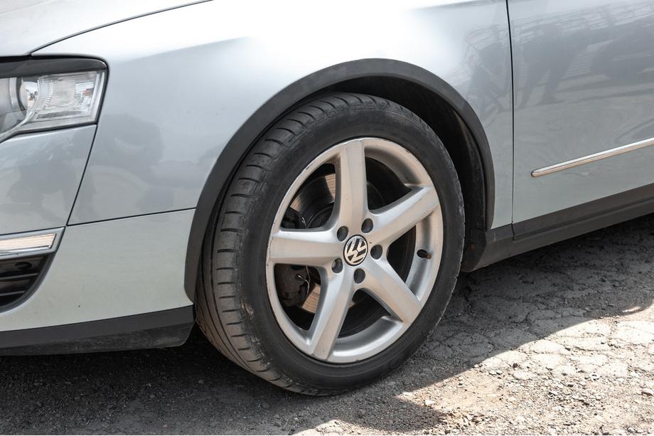 Volkswagen Passat B6 2006–2012 Obrobe blatniških lokov (4 kosi, ABS) Image