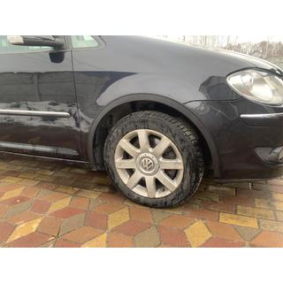 Obrobe kolotekov (4 kosi, črne) Volkswagen Touran 2003–2010 fotografija 4