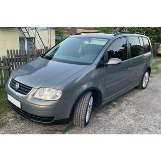 Obrobe kolotekov (4 kosi, črne) Volkswagen Touran 2003–2010 fotografija 1