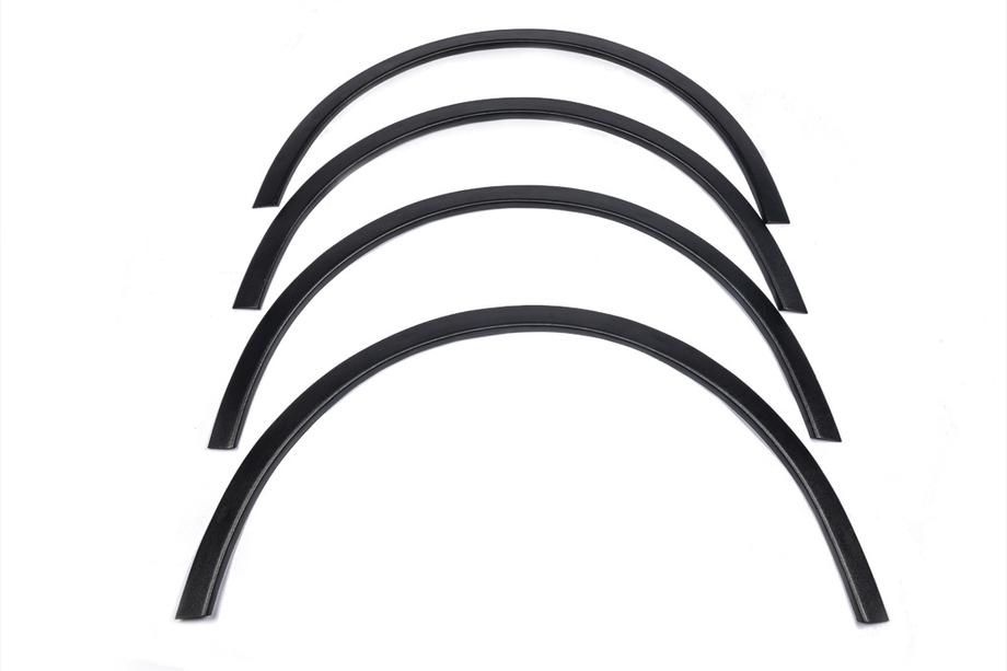 Volkswagen Touran 2003–2010 Obrobe kolotekov (4 kosi, črne) 2003-2006, plastične Fotografija 3