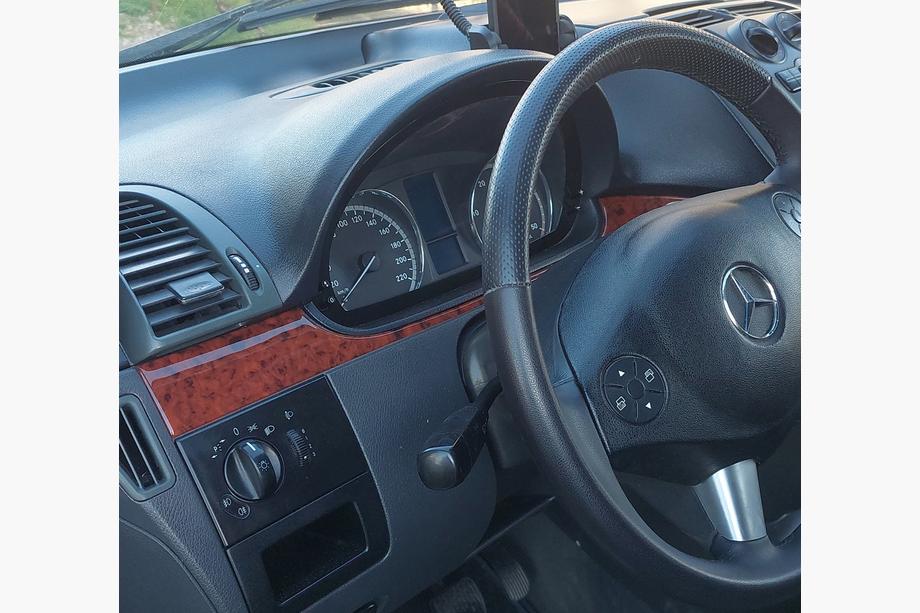 Mercedes Vito W639 2004–2014 Prekrivne letve za armaturno ploščo (Meric, trakovi) 2006-2014, Titan Fotografija 2