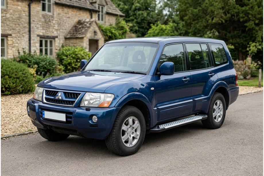 Mitsubishi Pajero Wagon III 1999–2006 Stranske stopnice tipa X5 (2 kos, aluminij) Image