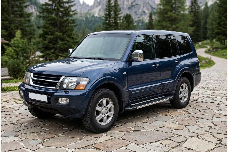 Mitsubishi Pajero Wagon III 1999–2006 Bočne stopnice RedLine V1 (2 kosa, aluminij) Image
