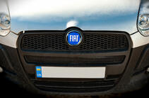 Fiat Emblem (moder, samolepilni) 95 mm fotografija 2