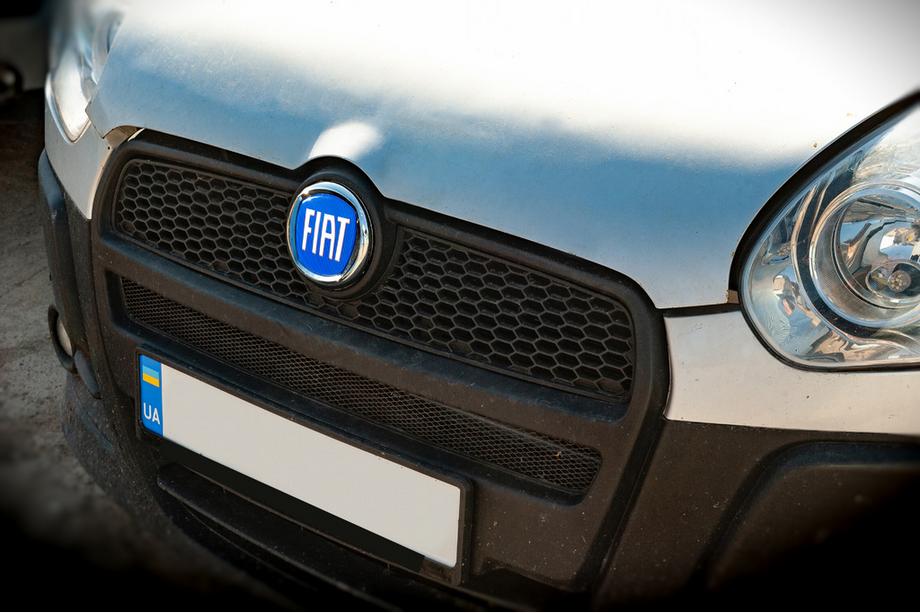 Fiat Emblem (moder, samolepilni) 95 mm Image