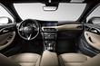 Pregled premijskega kombilimuzinskega modela Infiniti Q30 fotografija 6