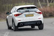 Pregled premijskega kombilimuzinskega modela Infiniti Q30 fotografija 5