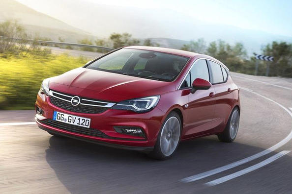 Petvratni kombilimuzina Opel Astra K