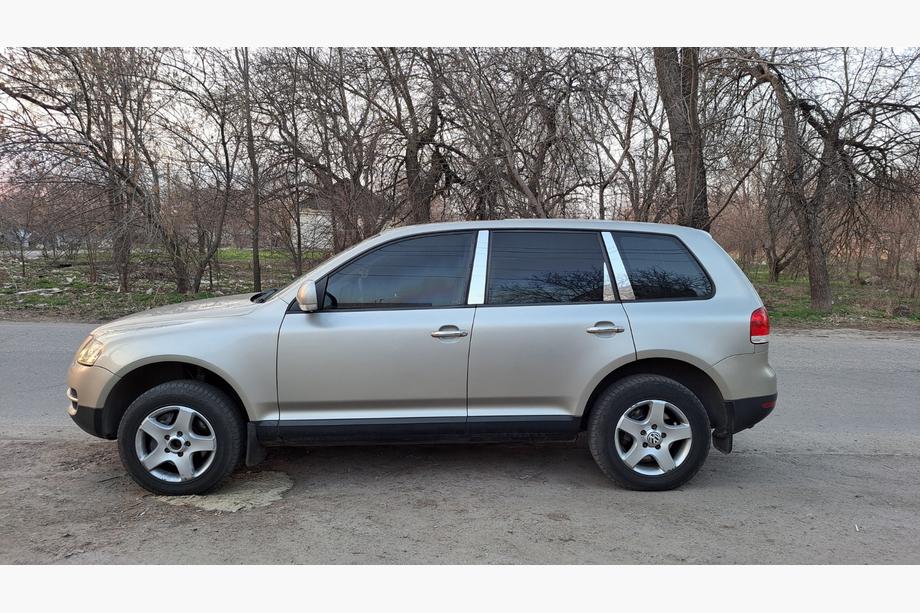 Volkswagen Touareg 2002–2010 Kromirani pokrovi stebričkov vrat (6 kosov, nerjaveče jeklo) Image