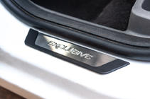 Ford Focus II 2008–2011 Letvice pragov (Flexill, 4 kosi) fotografija 3