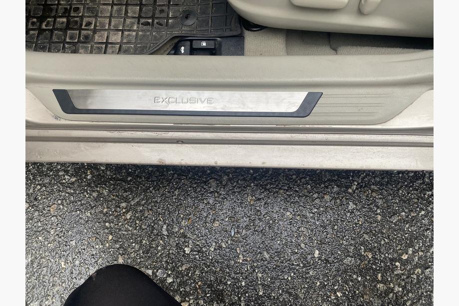 Toyota Camry 2001–2006 Kromirane obloge pragov (4 kosi) Ekskluzivno Image