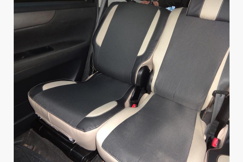 Toyota Avensis 2009–2018 Avtoprevleke (umetno usnje↗tkanina, Premium) Fotografija 13