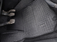 Volkswagen Polo 2001–2009 Gumijasti avtomobilski tepihi za notranjost (4 kosi, Polytep) fotografija 1