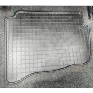 Gumijasti avtomobilski tepihi za notranjost (4 kosi, Polytep) Volkswagen Polo 2001–2009 fotografija 3