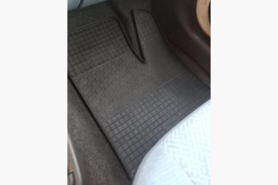 Fiat Doblo I 2001–2005 Gumijasti tepihi za notranjost (2 kosa, Polytep) Fotografija 3