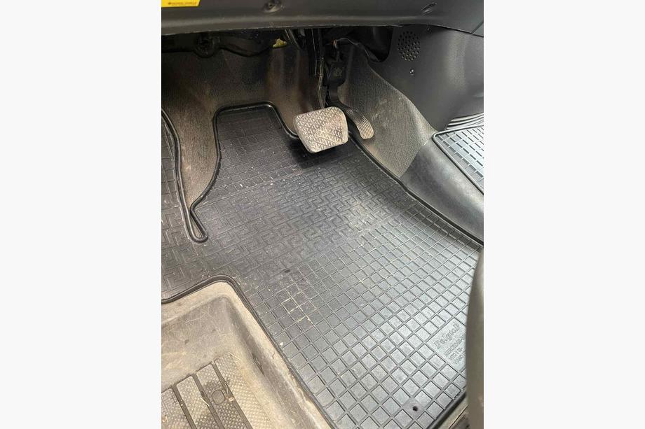Mercedes Vito W639 2004–2014 Gumijaste preproge za kabino (3 kos, Polytep) Fotografija 1