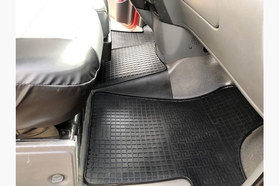 Mercedes Vito W639 2004–2014 Gumijaste preproge za kabino (3 kos, Polytep) Fotografija 6