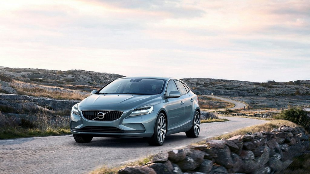Petvratna kombilimuzina Volvo V40