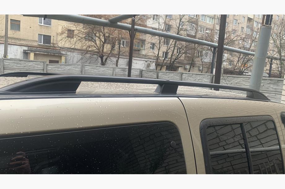 Fiat Doblo I 2005–2010 Strešne sani Skyport (črne) Fotografija 4