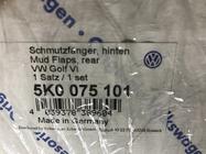 Volkswagen Golf 6 2008–2014 Originalne blatne zavesice (4 kosi) fotografija 2