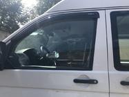 Volkswagen T5 2010–2015 Deflektorji oken (2 kos, MyRacing) fotografija 2