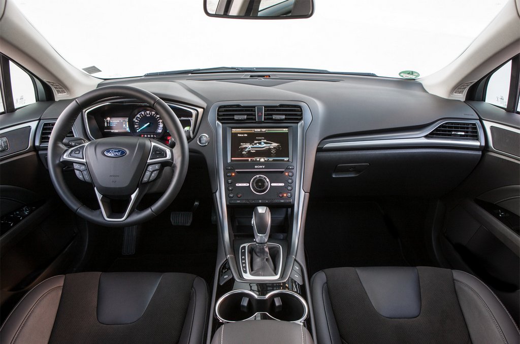 Pregled zadnje generacije Ford Mondeo