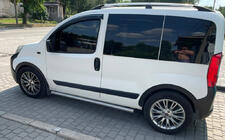Fiat Fiorino/Qubo 2008–2024 Obrobe kolotekov (4 kosi, črne) fotografija 7