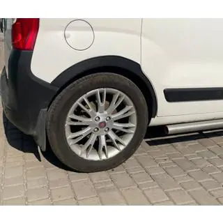 Obrobe kolotekov (4 kosi, črne) Fiat Fiorino/Qubo 2008–2024 fotografija 4