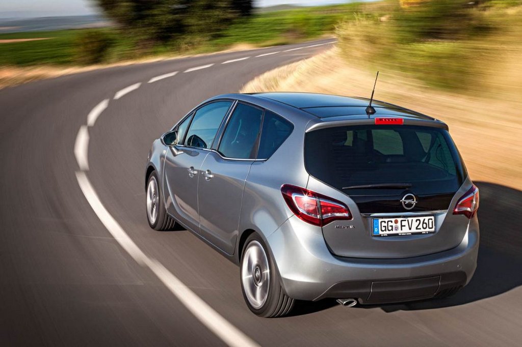 Pregled prenovljenega kompaktnega enoprostorca Opel Meriva