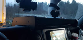 Iveco Daily 2006–2014 Polica na armaturni plošči (tip-1) fotografija 8