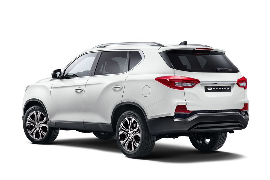 Pregled crossoverja SsangYong Rexton tretje generacije
