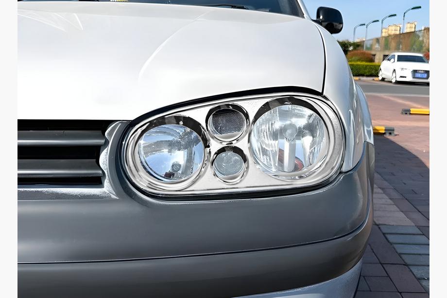 Volkswagen Golf 4 1997–2006 Kromirani okrasni obroči žarometov V1 (2 kosa, plastika) Image
