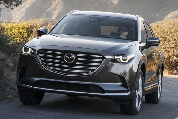 Pregled sedemsedežnega križanca Mazda CX-9
