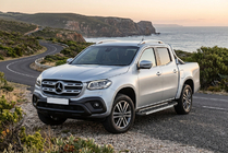 Mercedes X class 2017–2020 Bočne stopnice RedLine V1 (2 kosa, aluminij) fotografija 1