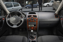 Renault Megane II 2004–2009 Okrasne letvice za armaturno ploščo, 17-delni komplet (Meric, Turčija) Aluminij fotografija 1