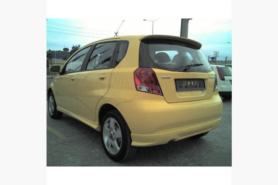 Chevrolet Aveo T200 2002–2008 Obloga zadnjega odbijača (za lakiranje) Image