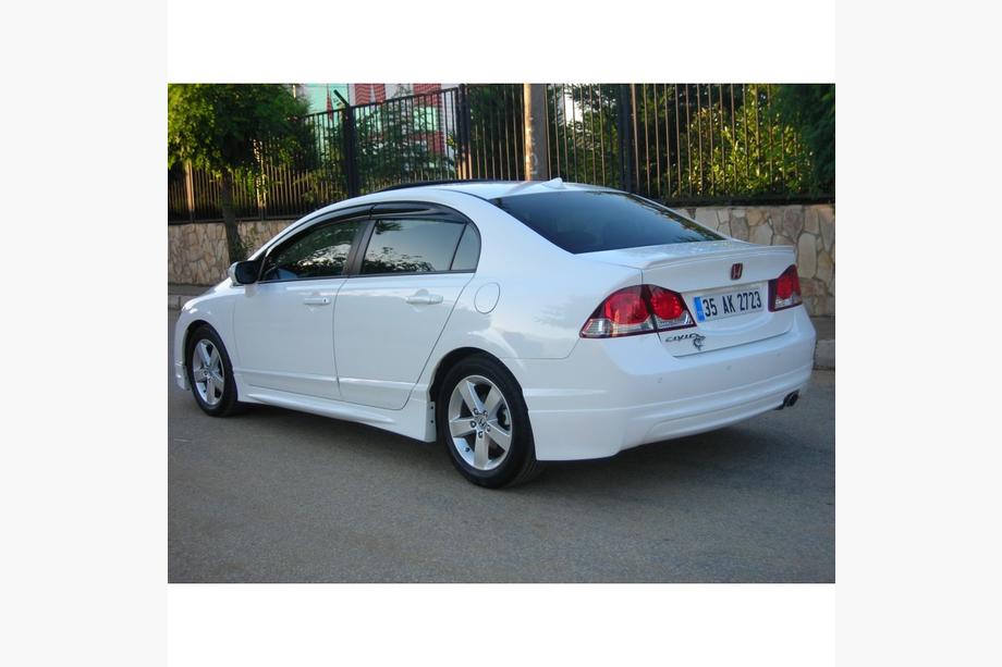 Honda Civic Sedan VIII 2006–2011 Spojler Kalin (za barvanje) Fotografija 2