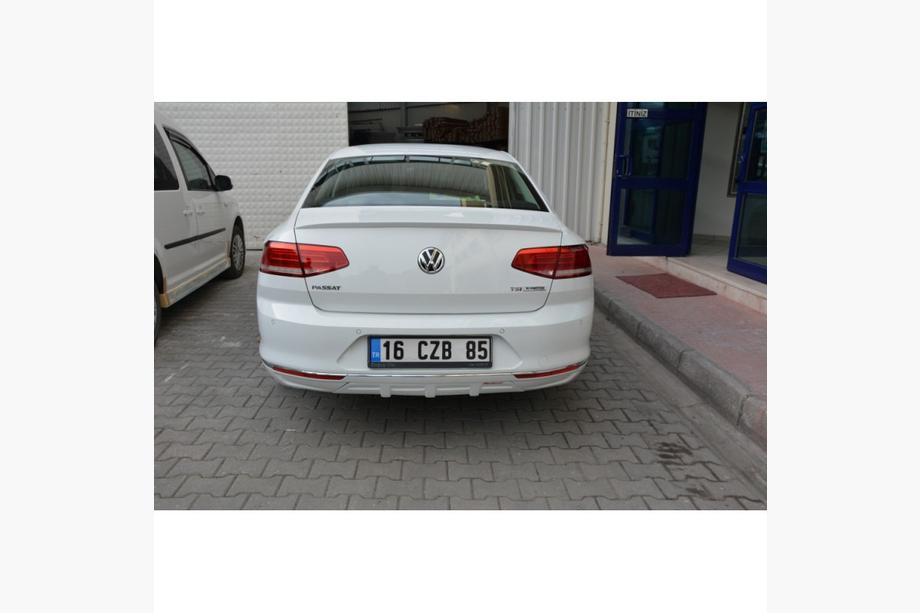 Volkswagen Passat B8 2015–2023 Zadnji difuzor (za lakiranje) Fotografija 1