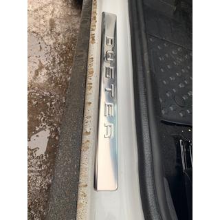 Zaščitne letve pragov OmsaLine (4 kosi, inox) Dacia Duster 2008–2018 fotografija 3