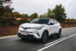 Kompaktni mestni križanec Toyota C-HR fotografija 2