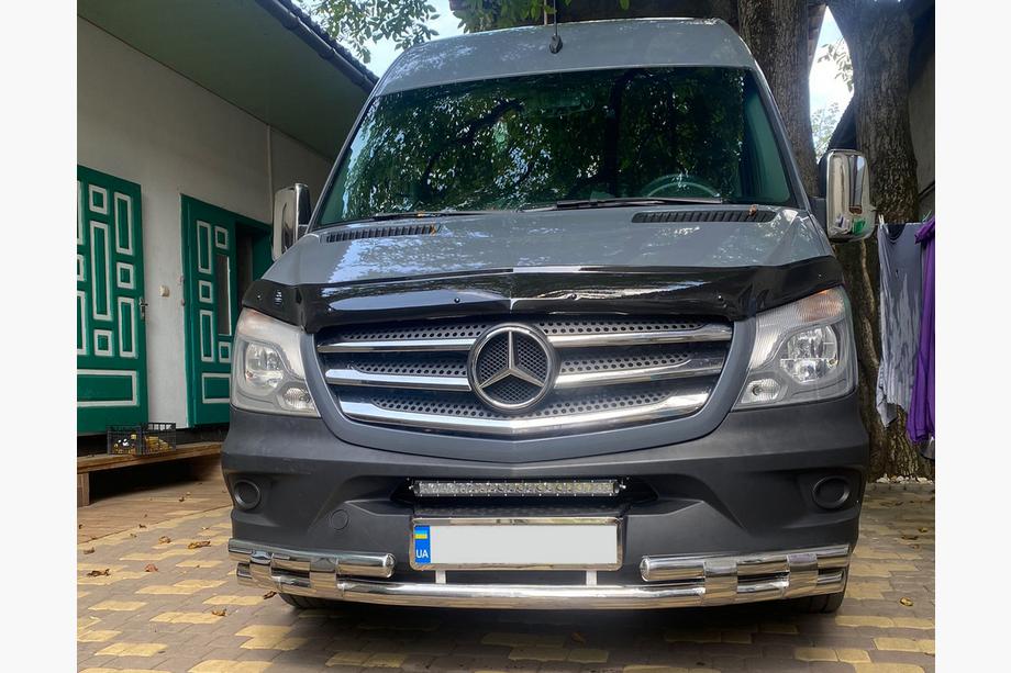 Mercedes Sprinter W906 2006–2018 Sprednja spodnja zaščitna cev Shark (nerjaveče jeklo) 2006-2013 Image