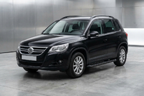 Volkswagen Tiguan 2007–2016 Stranski pragovi Tayga Black (2 kosa, aluminij) fotografija 1