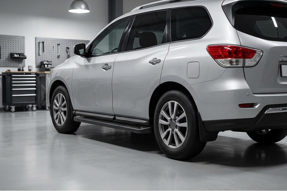 Nissan Pathfinder R52 2012–2021 Stranske stopnice Allmond Black (2 kos, aluminij) Image