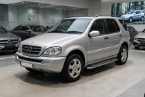 Mercedes ML W163 1997–2005 Stranske stopnice Maydos V2 (2 kosa, aluminij/nerjavno jeklo) fotografija 1
