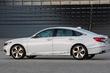 Pregled limuzine Honda Accord desete generacije fotografija 4
