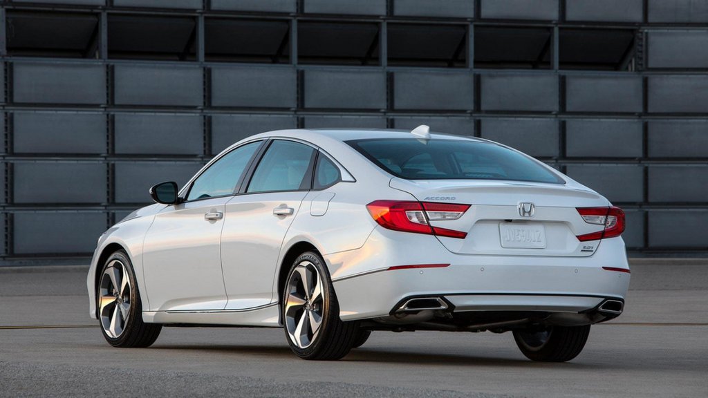 Pregled limuzine Honda Accord desete generacije